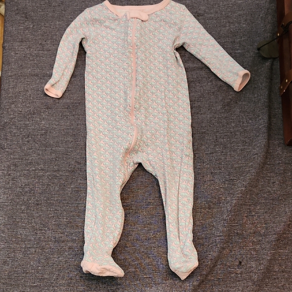 Vineyard Vines Pink and Light Blue Kids One Piece - Picture 1 of 4